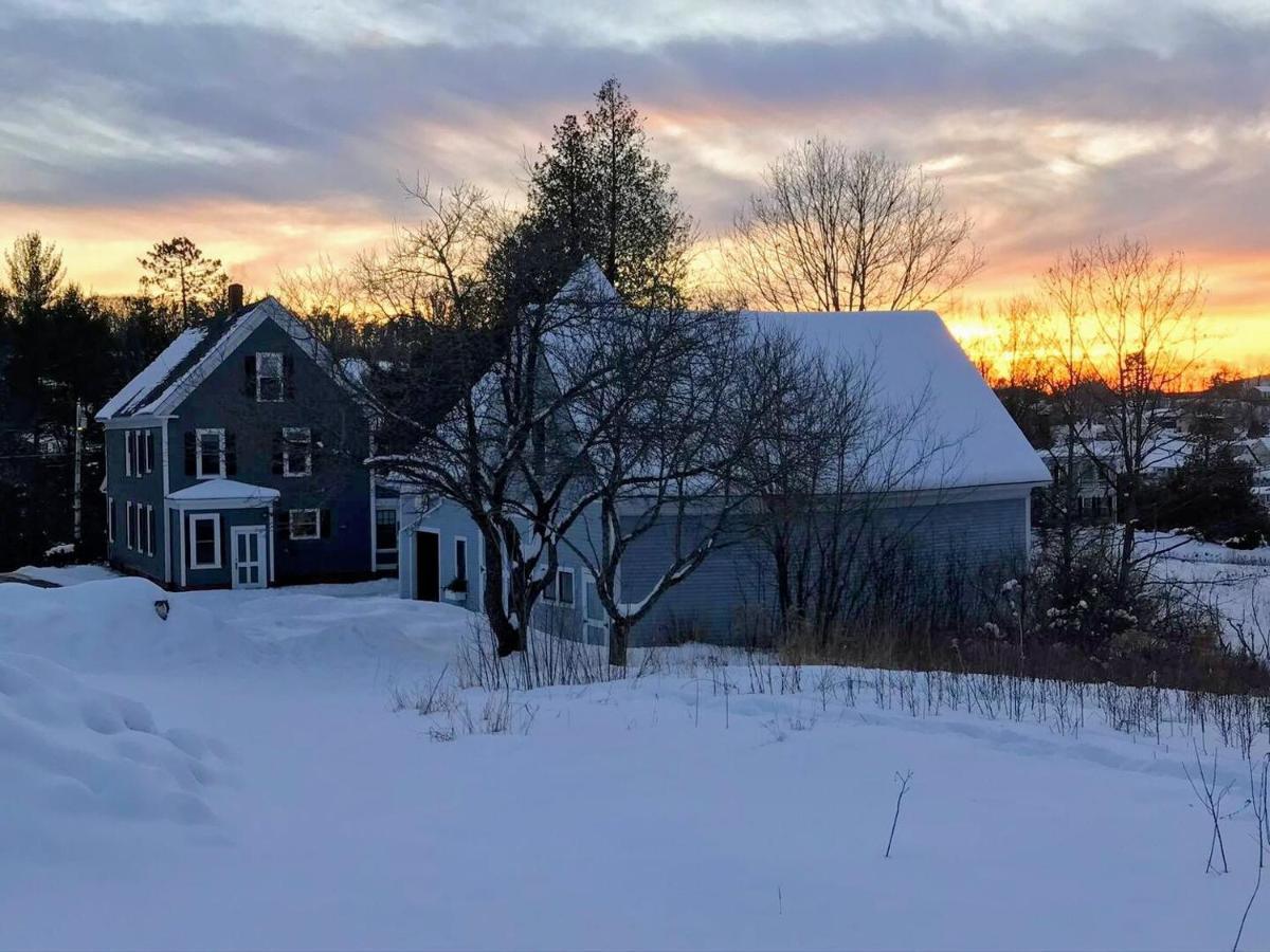 Private 2 Bedrooms And 1 Bathroom In Grand Victorian Home In The Heart Of The Whiite Mountains! Great Host Whitefield Bagian luar foto